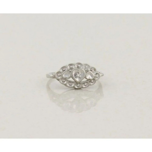 10k White Gold Diamond Heart Art Deco Ring Size 6 1/2 - Picture 1 of 7